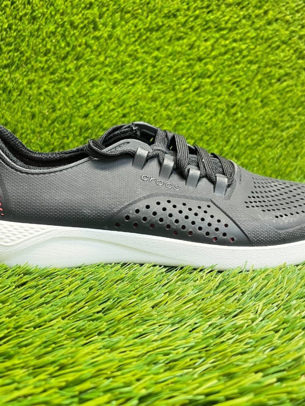 Crocs LiteRide 360 Pacer Womens Size 10 Black Running Walking Shoes Sneakers